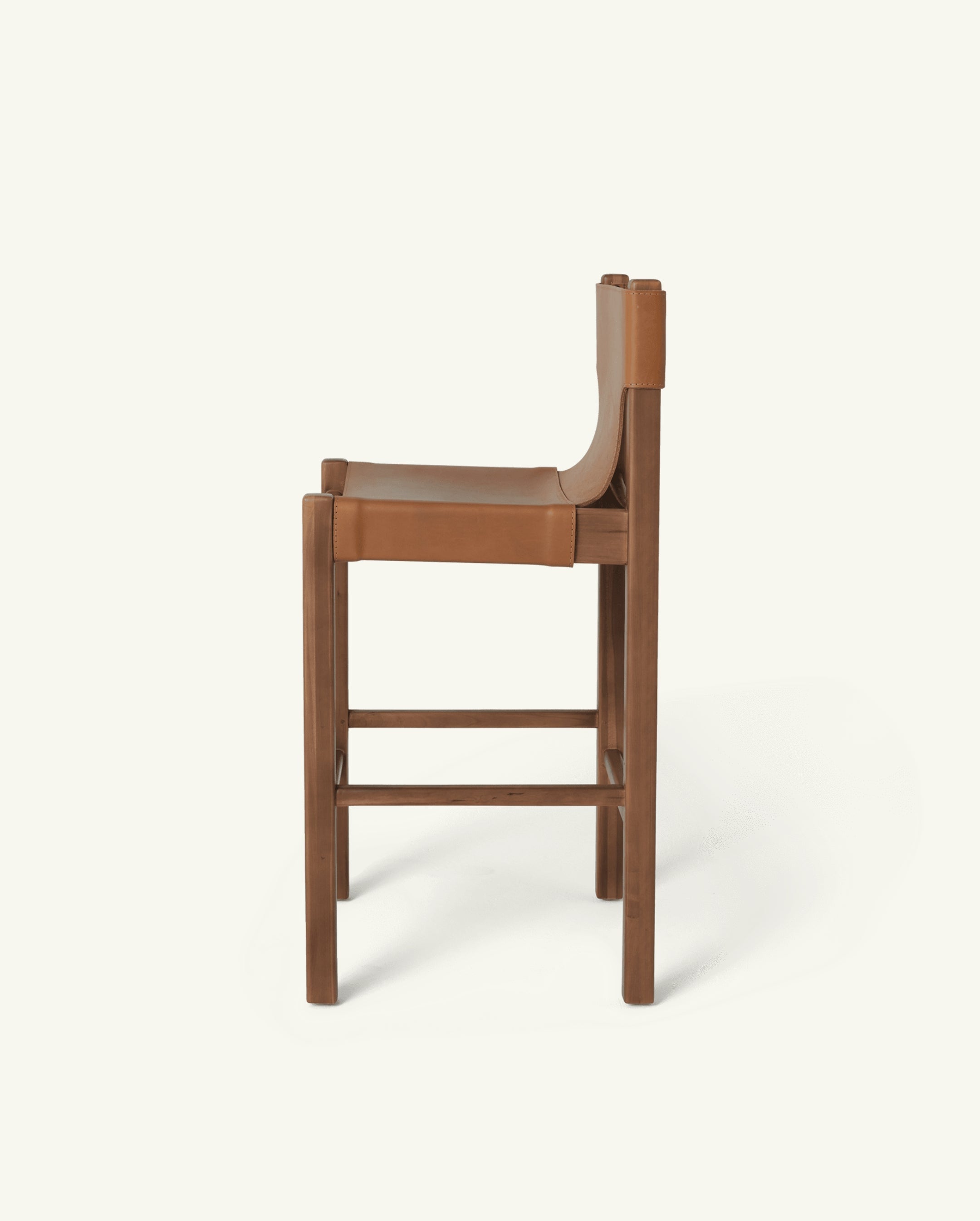 boîte ouverte - tabouret Henrik en cerisier 