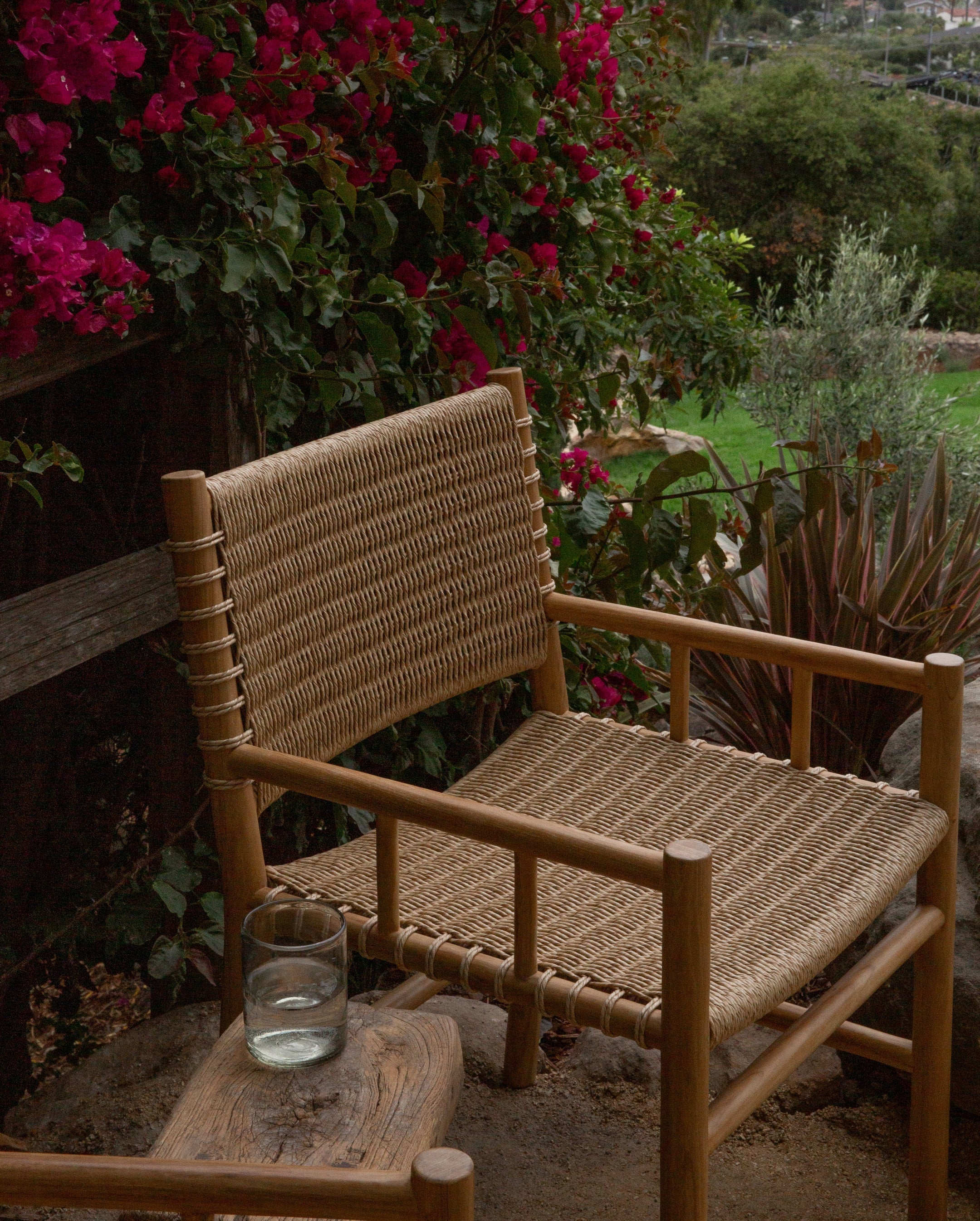 Chaise de salle à manger Ema avec accoudoirs