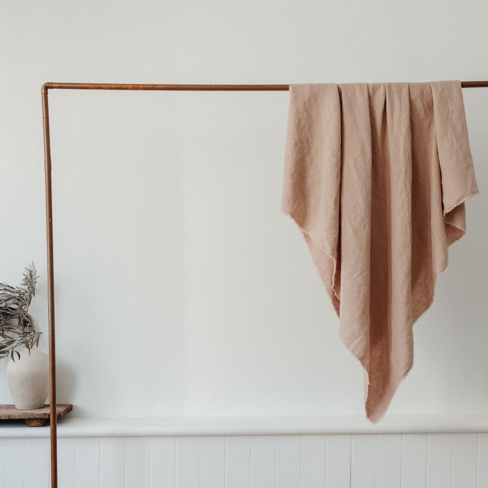 Jeté de table en lin