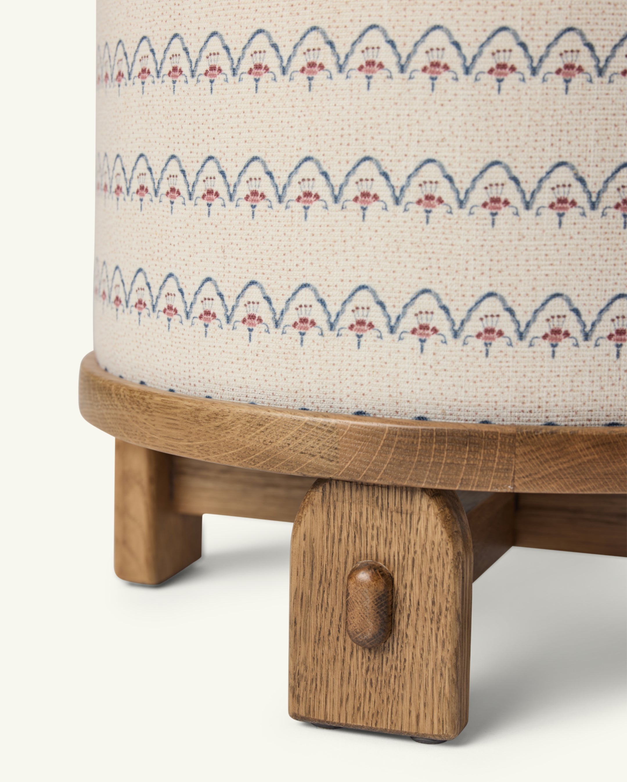 Pouf Yara en arches neutres